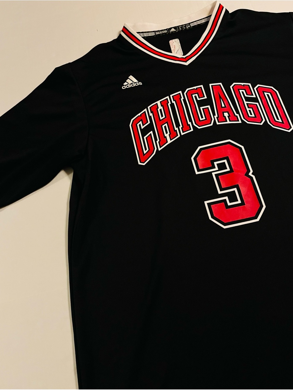 RARE Adidas 2016 Chicago Bulls Dwayne Wade Sleeved Alternate Jersey Shirt LARGE - Picture 5 of 10